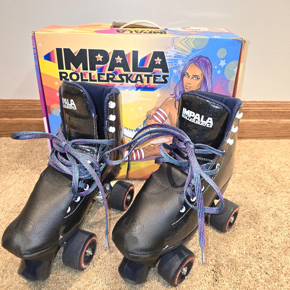 Woman's Size 7 Roller Skates - Black with Multicolor Laces